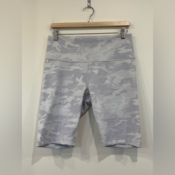 Lululemon Wunder Under Camo Shorts 10” *ribbed Size 12 - Picture 3 of 8